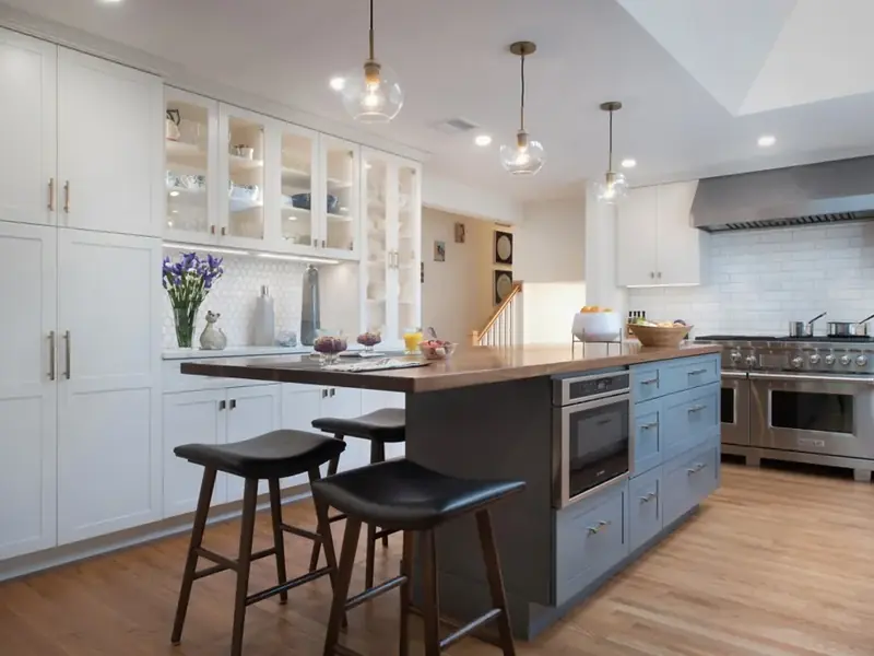 Burlingame Kitchen & Family Room