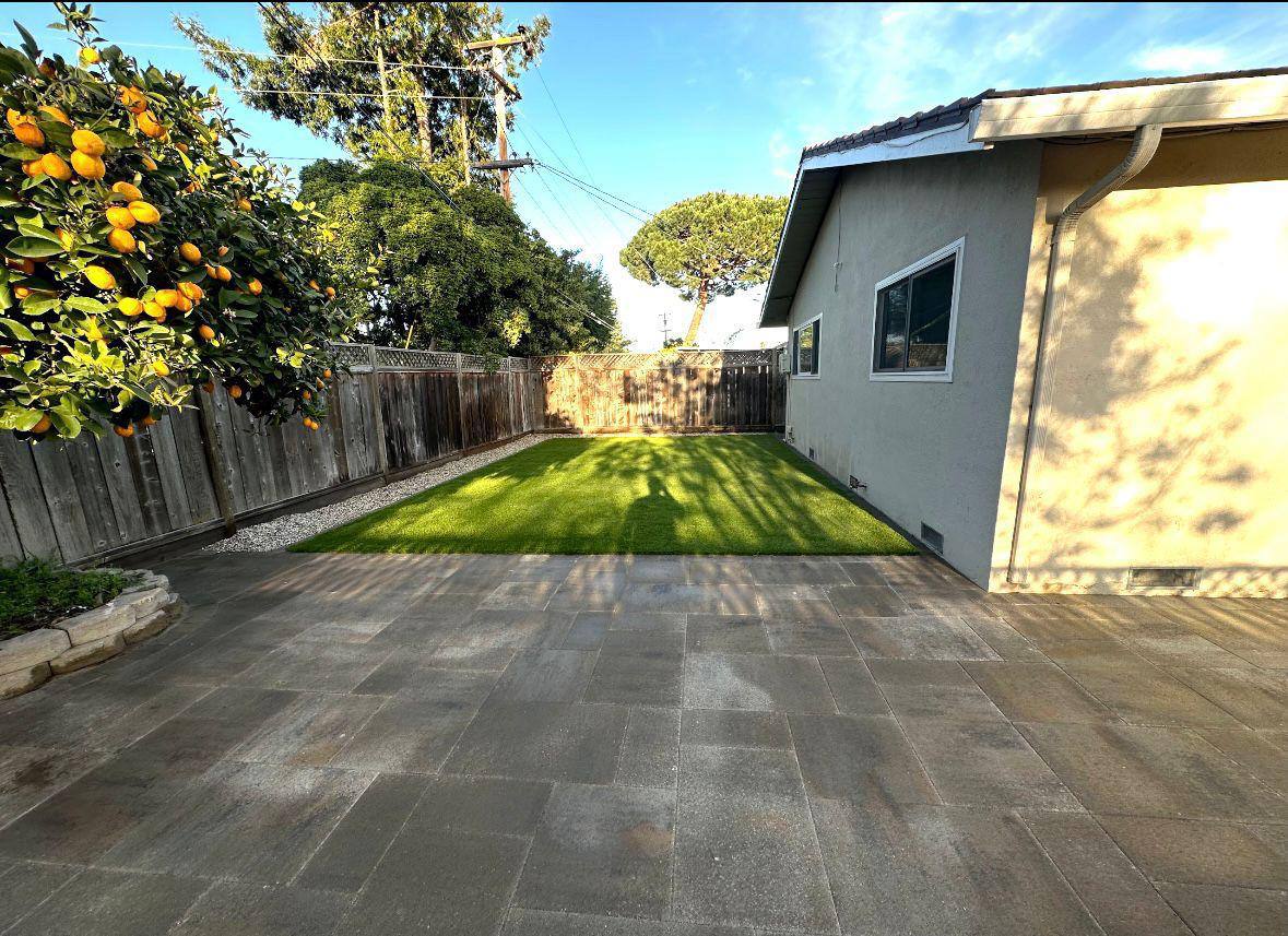 Home renovation project photo by Lussoro Design + Build Bay Area contractor