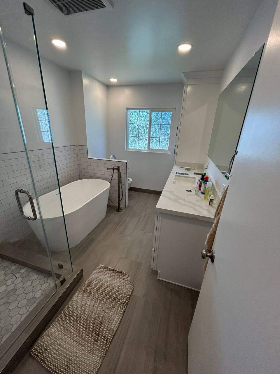 Home renovation project photo by Lussoro Design + Build Bay Area contractor