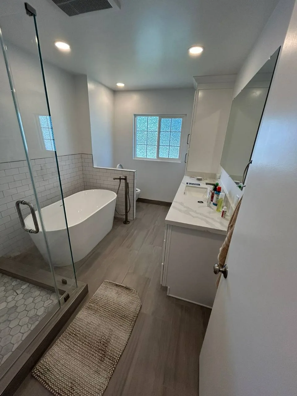Home renovation project photo by Lussoro Design + Build Bay Area contractor